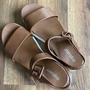 Sophie17 Brown Platform Sandals